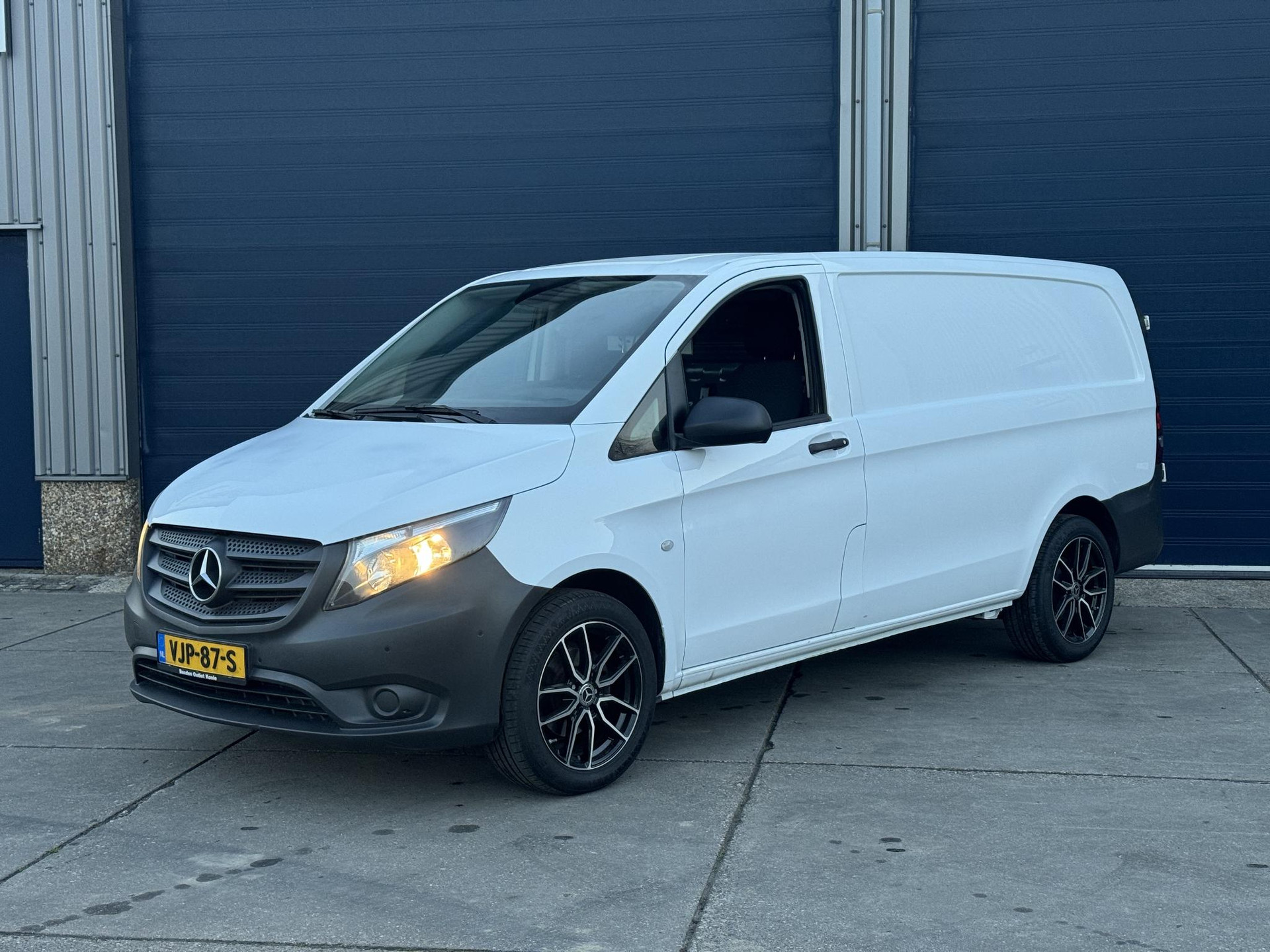 Mercedes Vito