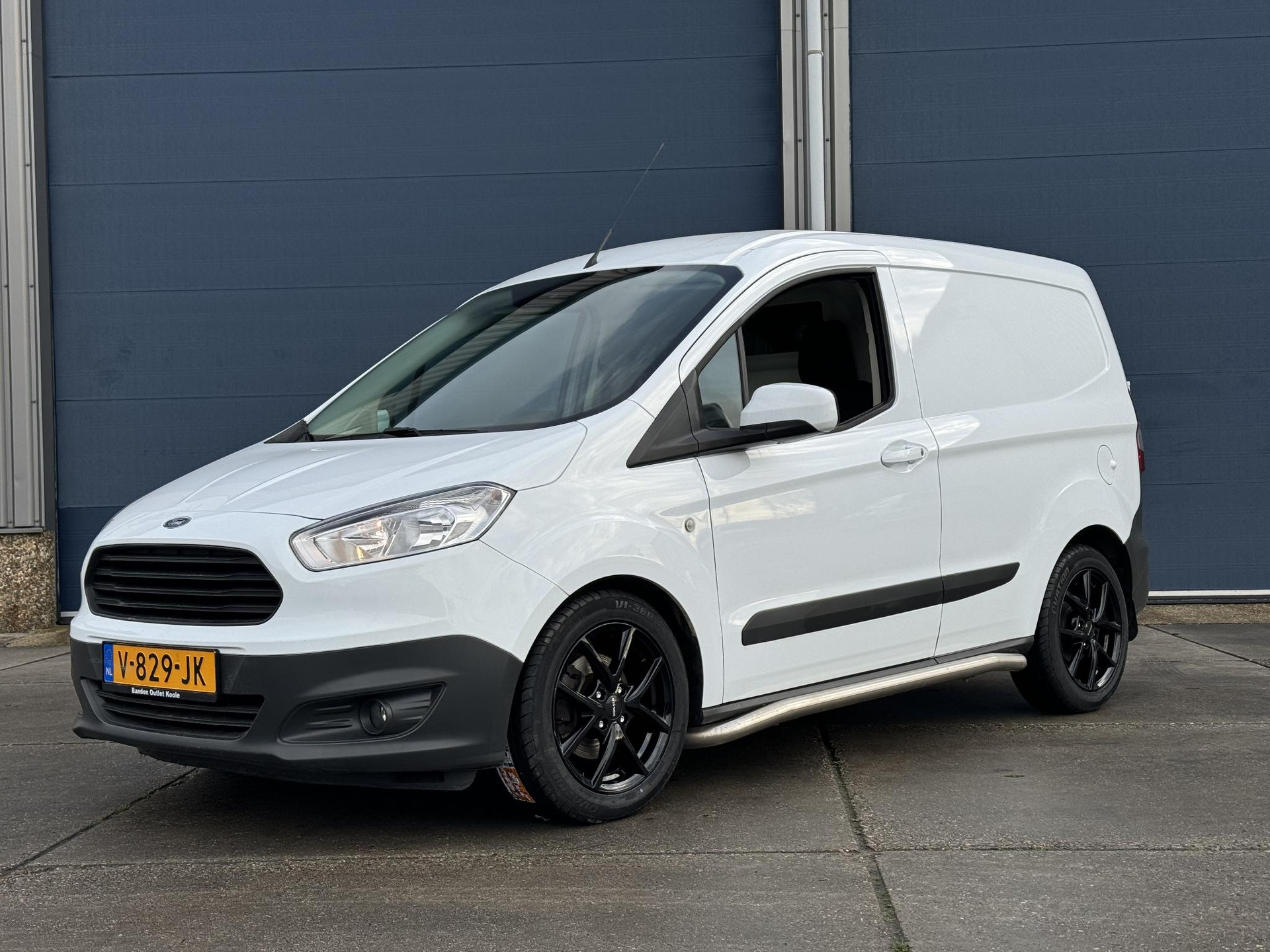 Ford Transit courier