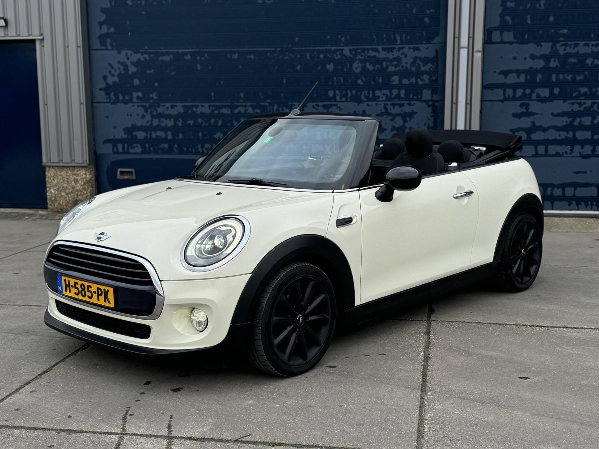 Mini Cabrio